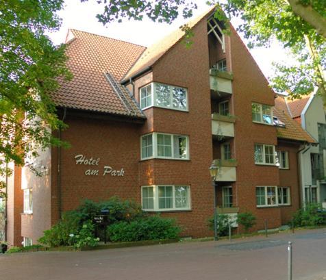 Hotel Am Park Dinslaken Kültér fotó