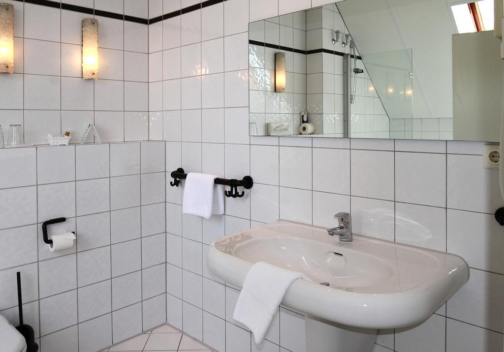 Hotel Am Park Dinslaken Kültér fotó